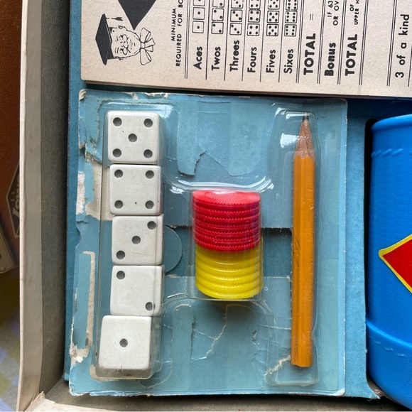 Vintage 70’s Yahtzee Game in Box - Picture 6 of 8
